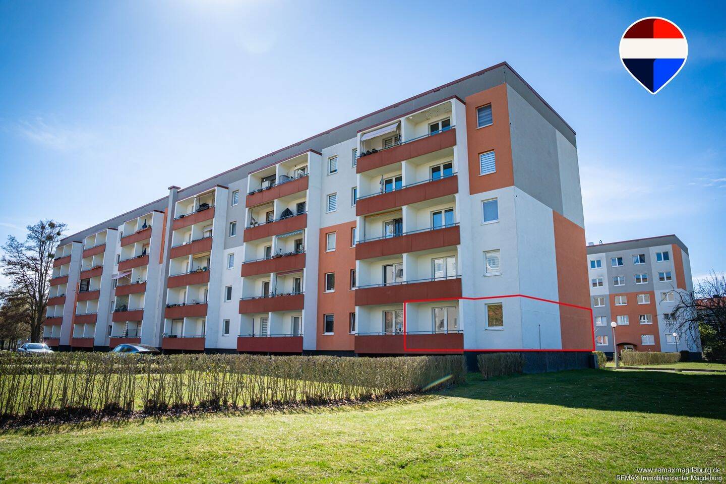 Ideal zum Selbstbezug – 2-Zimmer-Hochparterrewohnung mit Balkon in Magdeburg-Herrenkrug, 39114 Magdeburg