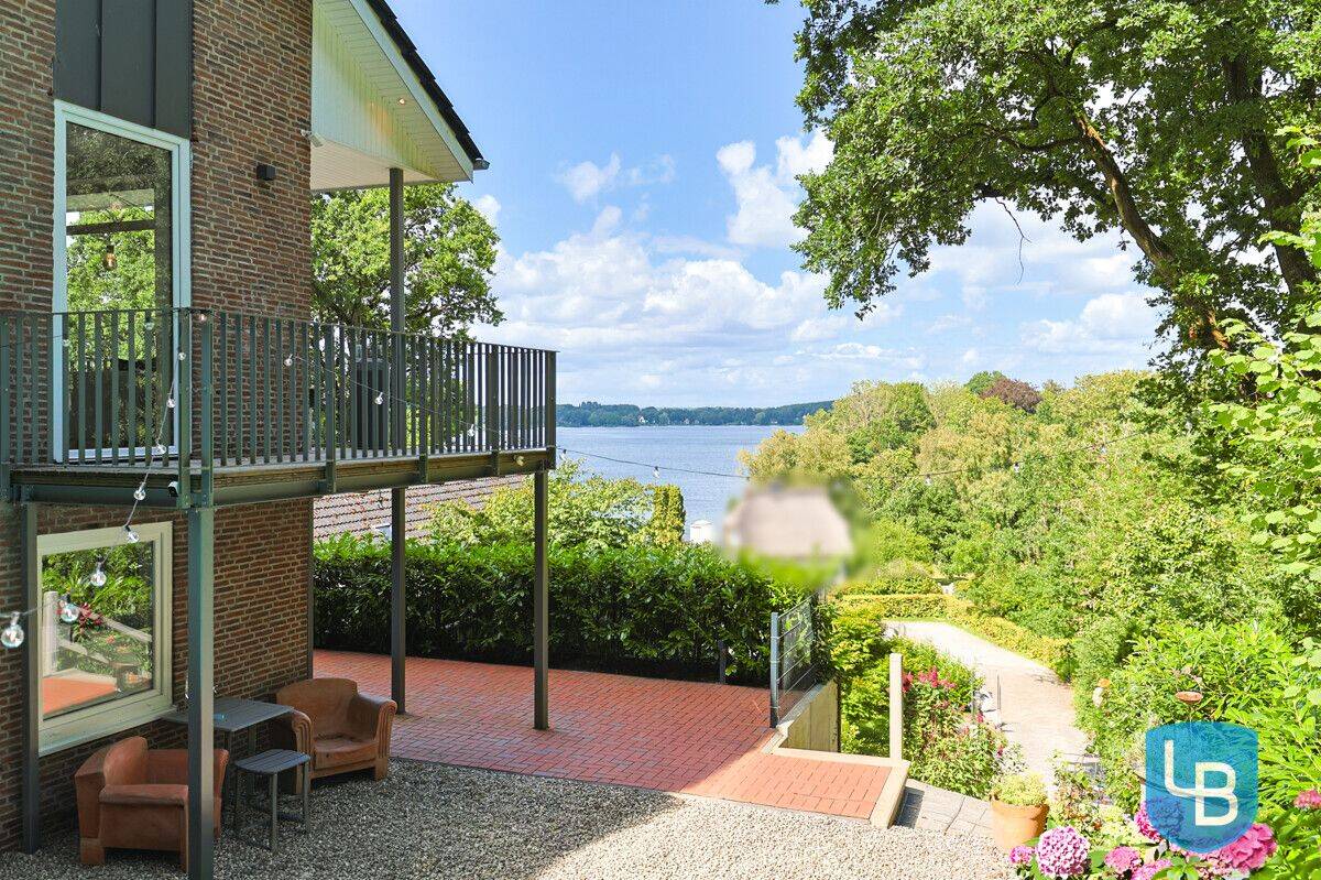 Großzügiges Einfamilienhaus mit traumhaftem Dieksee-Blick in Bösdorf, 24306 Bösdorf