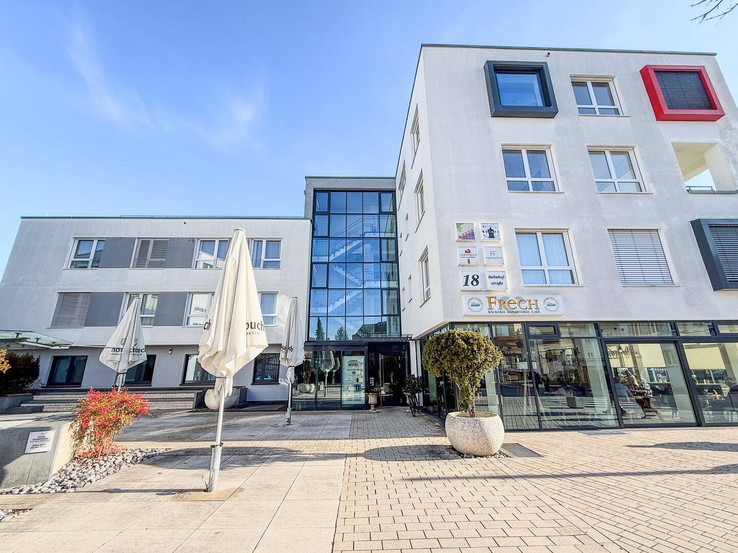 Selbst einziehen oder vermieten – modernes, hochwertig möbliertes Apartment in S-Bahn-Nähe, 71272 Renningen