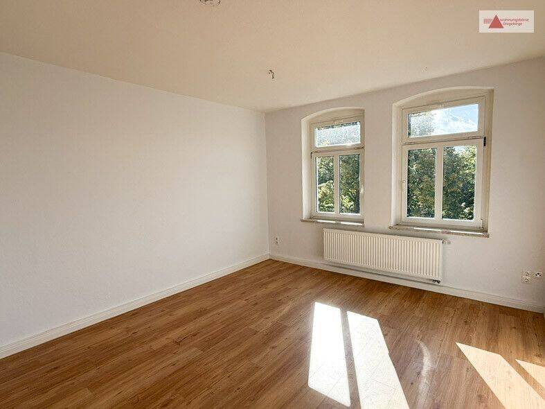 Wohnen mit Wohlfühlcharakter: Moderne 4-Raum-Wohnung mit Einbauküche in beliebter Lage von Annaberg!, 9456 Annaberg-Buchholz