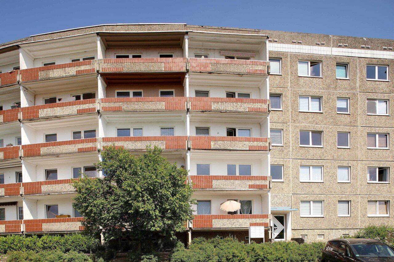 – 1.Etage – Küche mit Fenster – XXL-Balkon –, 17034 Neubrandenburg