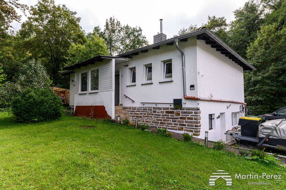 Kleines Zuhause mit Charme – Bungalow mit Garten & Kamin & Stellplätzen, 58553 Halver