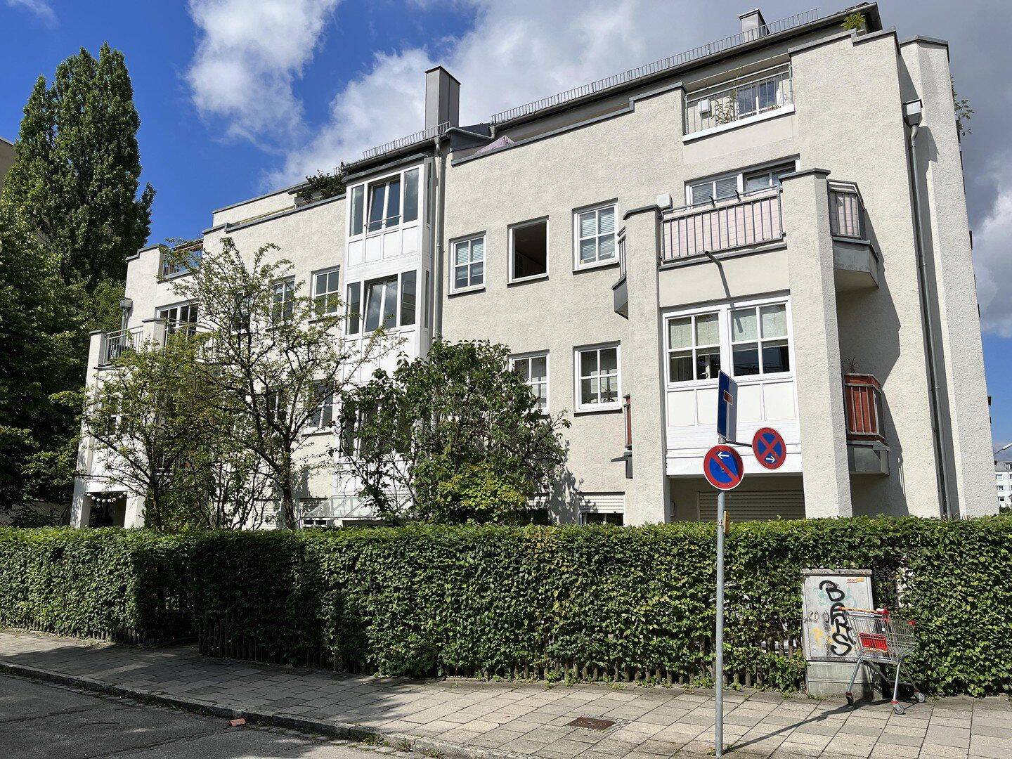 Wunderschönes, sehr helles 1-Zimmer Appartement in Mü-Moosach, 80992 München (Moosach Neuhausen-Nymphenburg Pasing-Obermenzing)