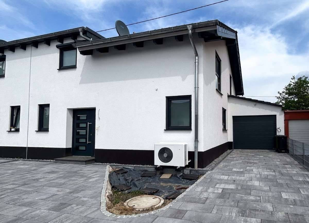 Moderne Neubau-DHH mit Energieeffizienz A+ am Eicher See in Gimbsheim – Südterrasse & Garage, 67578 Gimbsheim