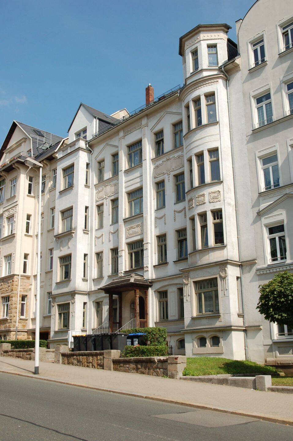 Ganz weit Oben; – 2 Raum DG -Wohnung mit Einbauküche nähe Uni, 9126 Chemnitz (Altchemnitz Bernsdorf Gablenz Lutherviertel Sonnenberg)