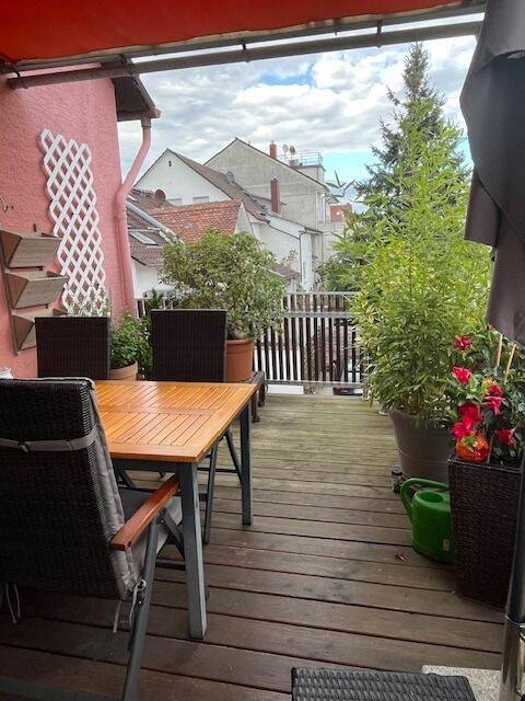 TOP Wohn-u. Geschäftshaus, inkl. City-Baugrundstück+ 150m² Laden, + Kosmetikstudio, + Kiosk, 240m² Wohnfl. frei, 2 Garagen, Neubauerweiterung möglich., 68623 Lampertheim