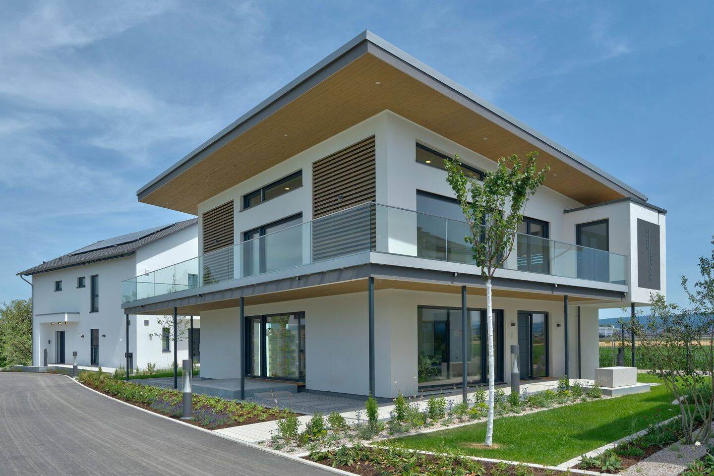Wohnen mit Fernblick – Einfamilienhaus mit wunderschönem Design und praktischem Keller, 65326 Aarbergen