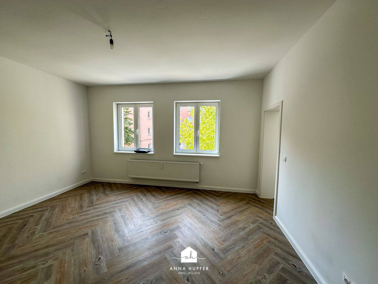 Schön sanierte 2-Raumwohnung – Ideal für Singles!, 7545 Gera (Bieblach Innenstadt Ostviertel Pforten Untermhaus)