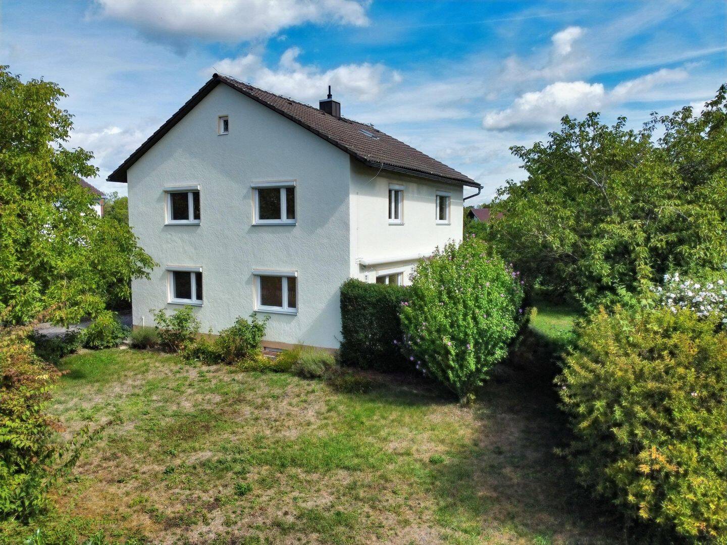 Einfamilienhaus mit Garage Schulviertel/Dingolfing, 84130 Dingolfing