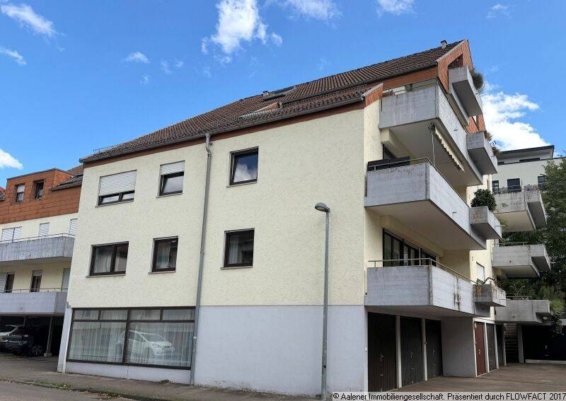 Modernisierte 3,5-Zimmer-Wohnung mit Balkon in Aalen-Zentrumsnähe, 73431 Aalen