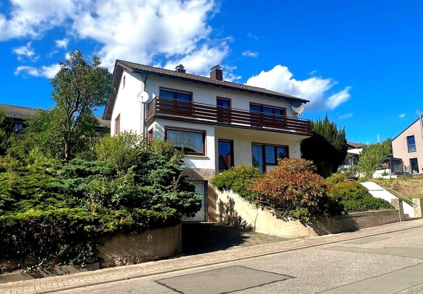Hochspeyer – Freistehendes Einfamilienhaus mit Garage und großzügigem Grundstück, 67691 Hochspeyer