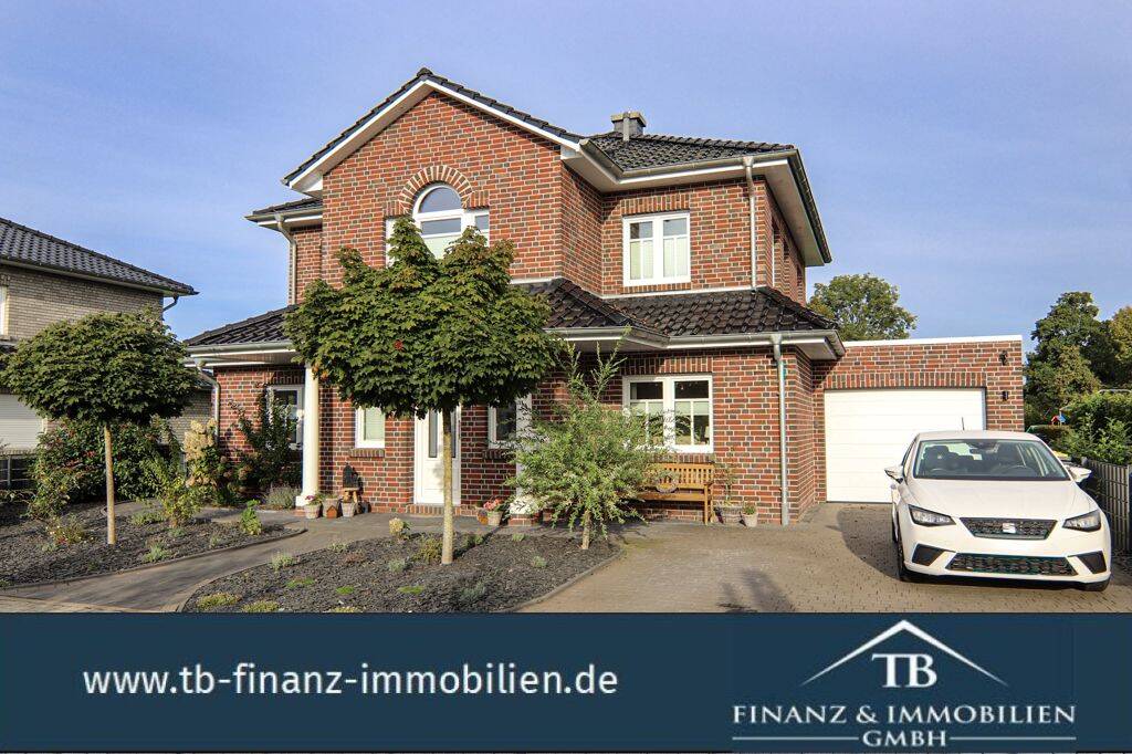 Berumbur: Architektur trifft Wohnkomfort: Moderne Stadtvilla für die ganze Familie! #168, 26524 Berumbur