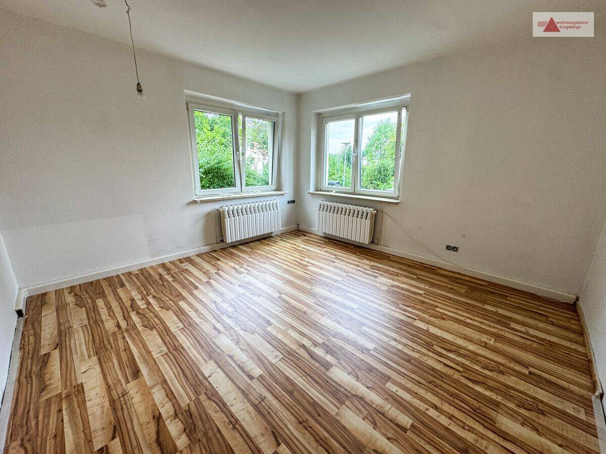 Gemütliche 2-Raum-Wohnung mit Einbauküche und Balkon in ruhiger Lage von Aue, 8280 Aue-Bad Schlema