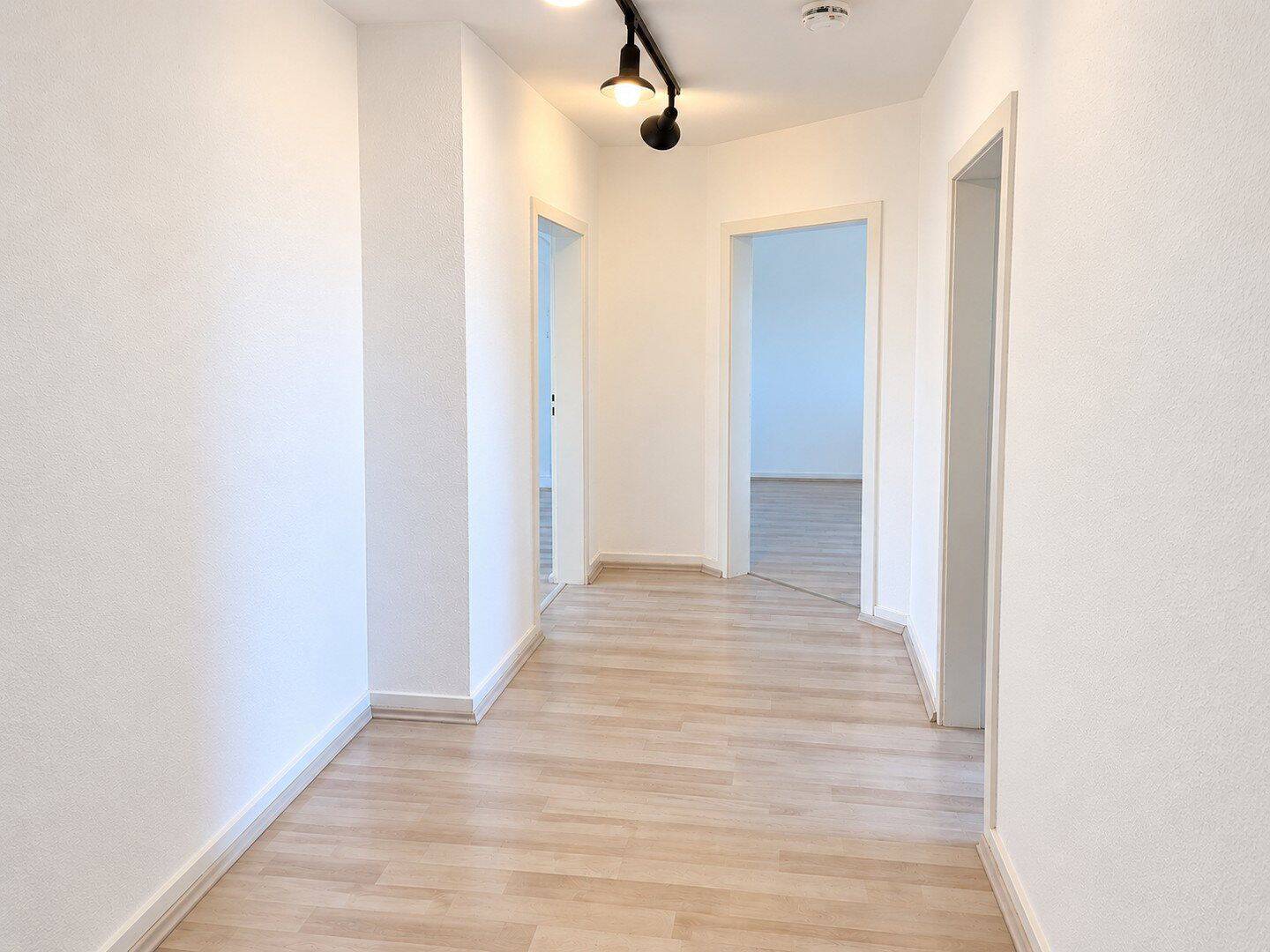 Hello 3-Zi-Wohnung im DG mit Einbauküche (EBK), 58095 Hagen (Hochschulviertel Mittelstadt Wehringhausen)