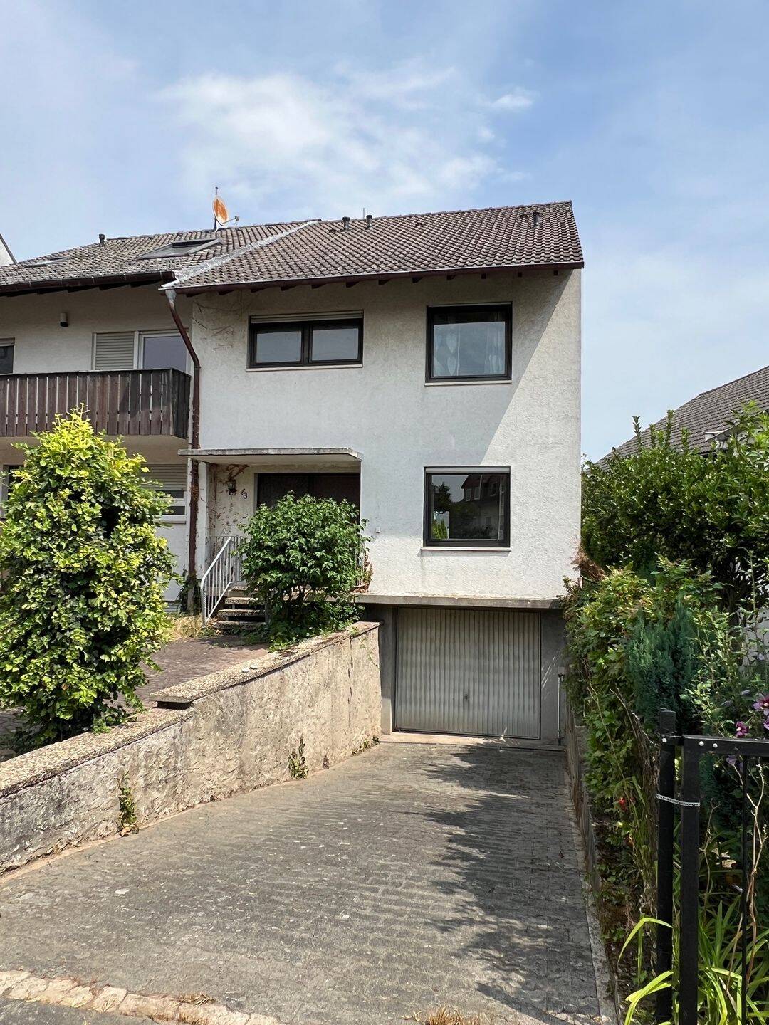 Doppelhaushälfte mit zusätzlichem Ausbaupotenzial in ruhiger Lage von Georgenhausen, 64354 Reinheim