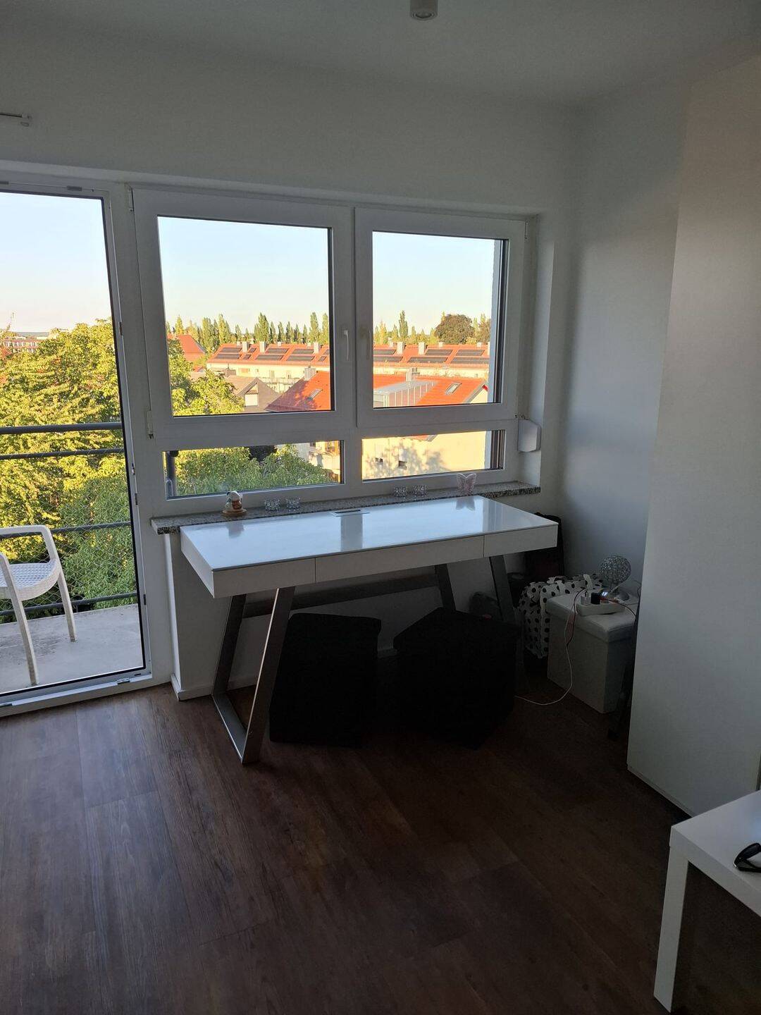 Helles, schickes Apartment im 5. OG mit Balkon, 86161 Augsburg (Herrenbach Hochfeld Innenstadt Spickel Universitätsviertel)