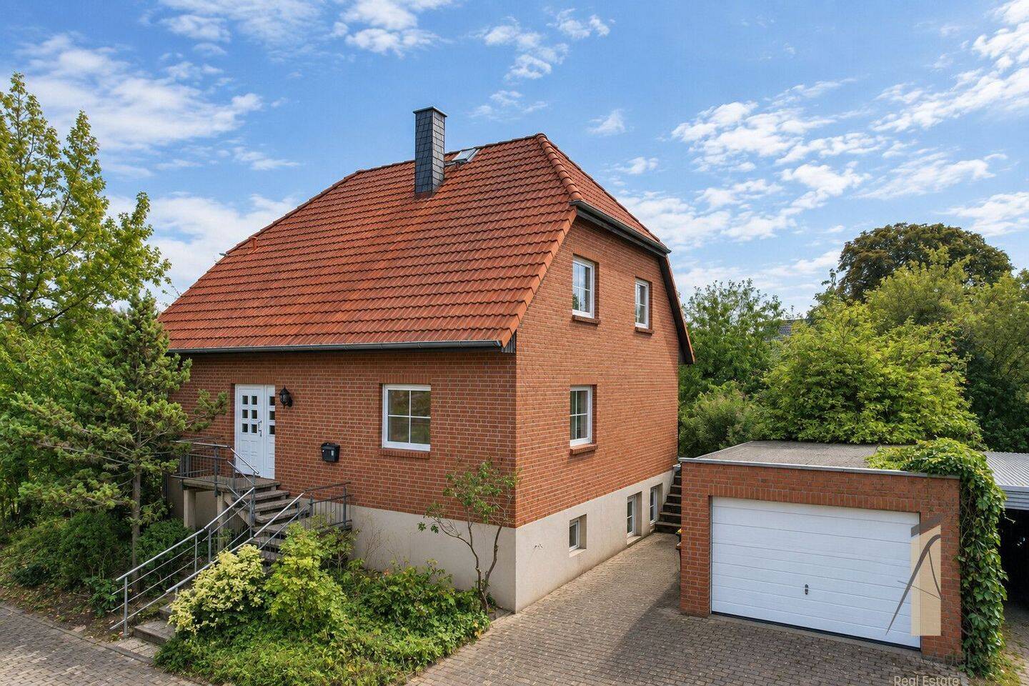 Charmantes Einfamilienhaus mit Photovoltaikanlage und großem Garten in Biederitz!, 39175 Biederitz