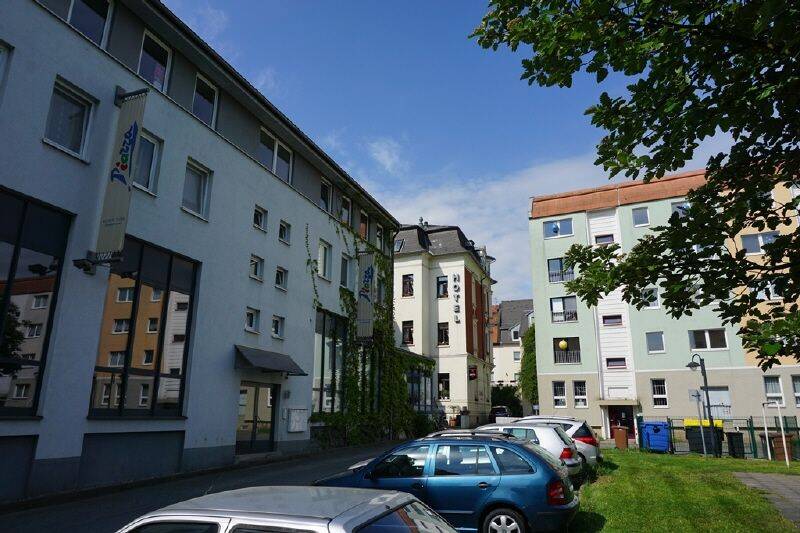Moderne Zweiraumwohnung mit Einbauküche, 8451 Crimmitschau