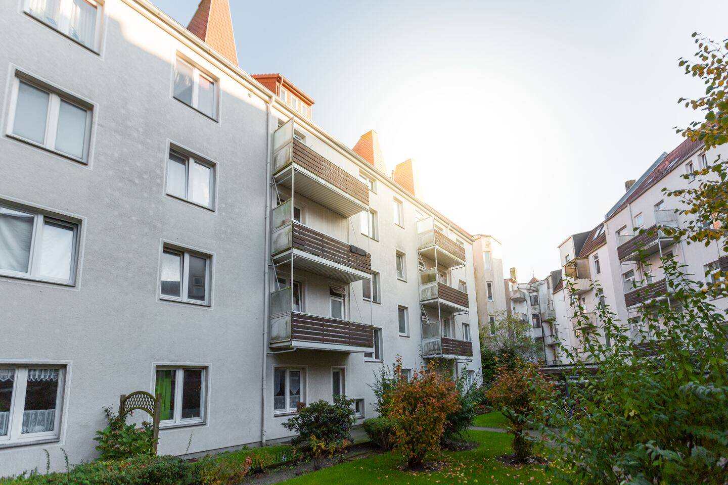 Günstige 2-Zimmer-Wohnung mit Balkon in Bremerhaven-Lehe, 27568 Bremerhaven (Lehe Mitte Überseehafen)