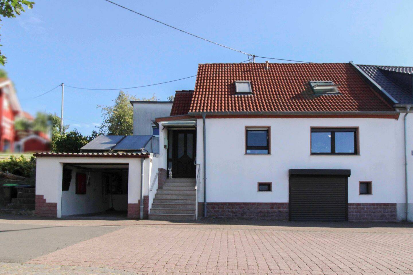 Charmantes Zuhause mit eigenem Garten, Terrasse und Garage in Schiffweiler, 66578 Schiffweiler