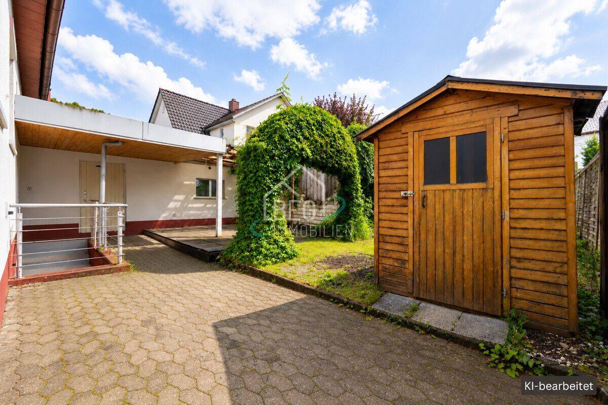 Familienhaus mit offenem Wohnbereich und Garten, 73079 Süßen