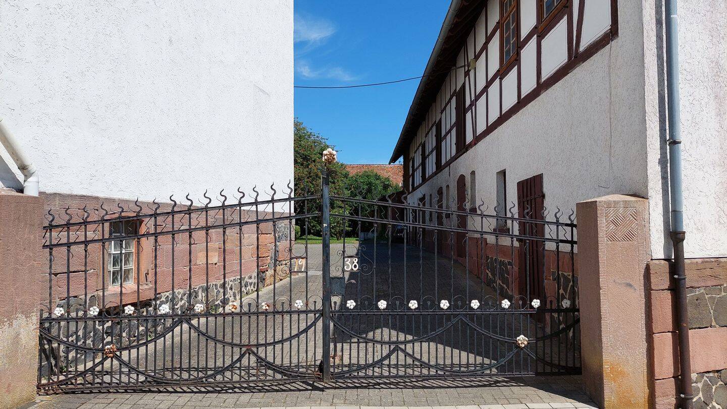Ohne Courtage … Willkommen in Amöneburg-Roßdorf – mit positiver Bauvoranfrage – hier ist wirklich ALLES möglich !, 35287 Amöneburg