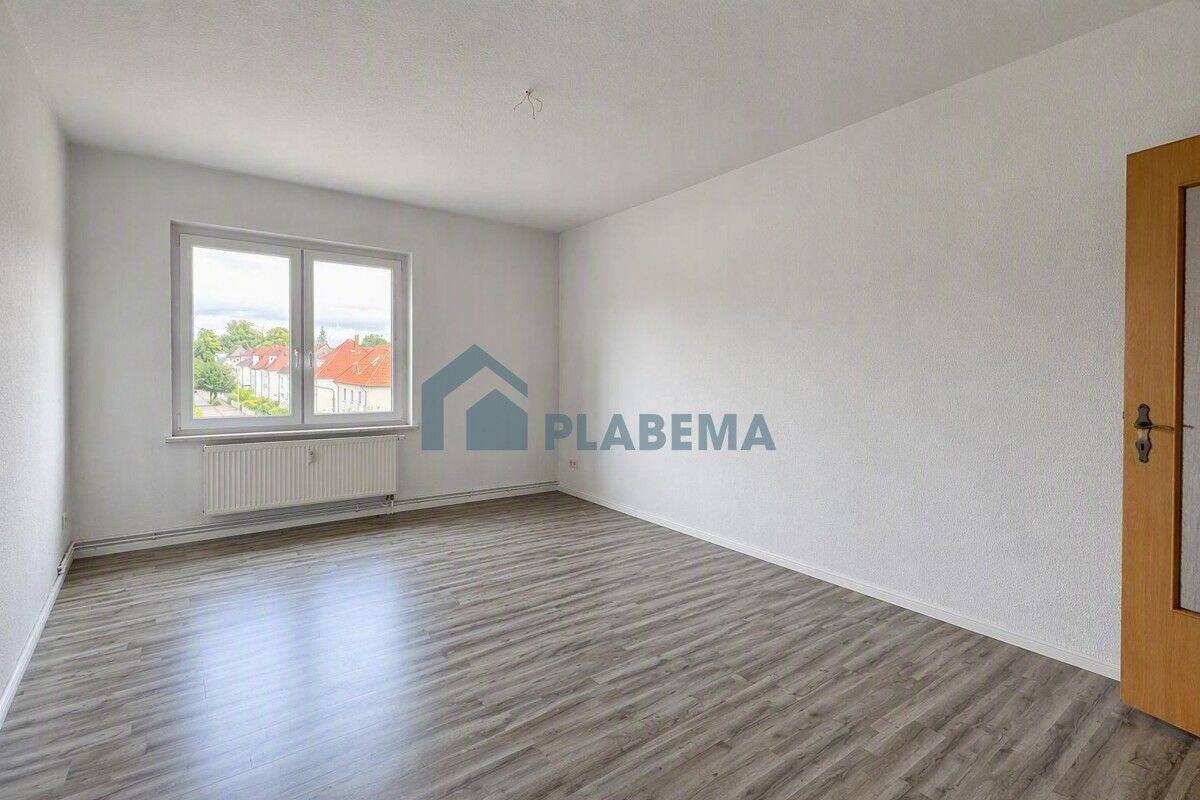 2-Zimmer-Wohnung mit tollem Balkon, Einbauküche und Abstellkammer, 19370 Parchim