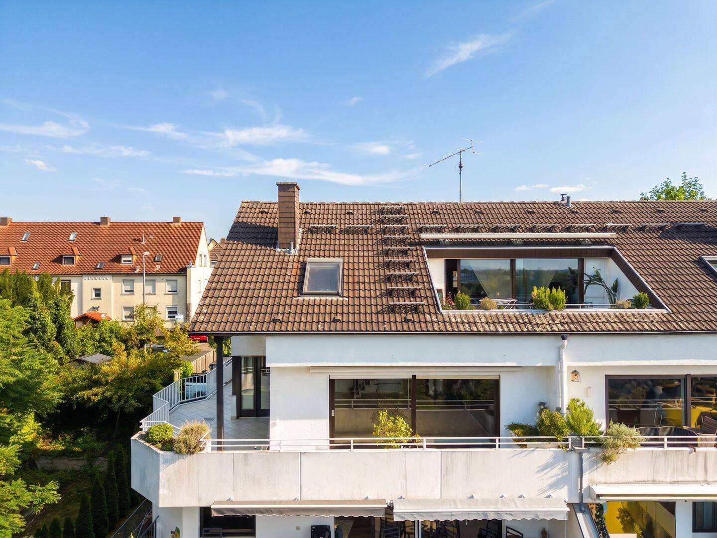 Traumhafte Maisonette mit XXL-Balkon und Blick ins Grüne!, 63743 Aschaffenburg (Gailbach Innenstadt Obernau Obernauer Kolonie Schweinheim)