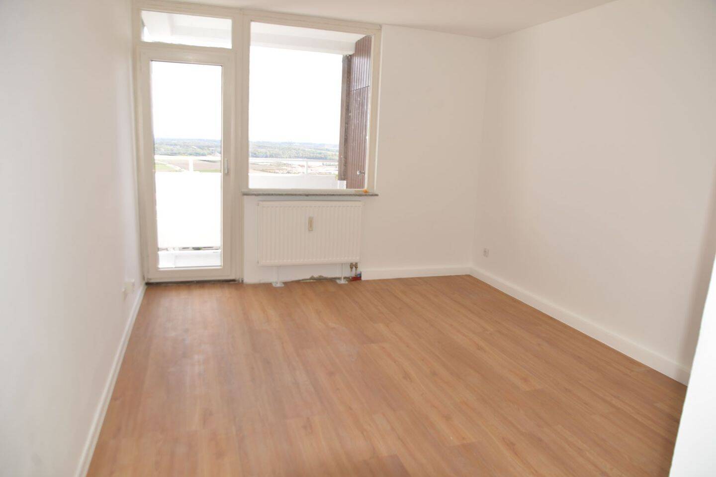 Helle Appartement in Köln Meschenich, 50997 Köln (Rodenkirchen)