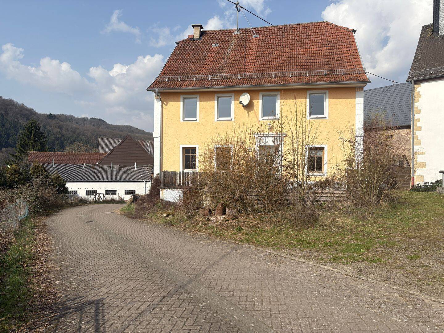Charmantes Einfamilienhaus mit Privatsphäre und Naturanschluss, 66887 Niederalben