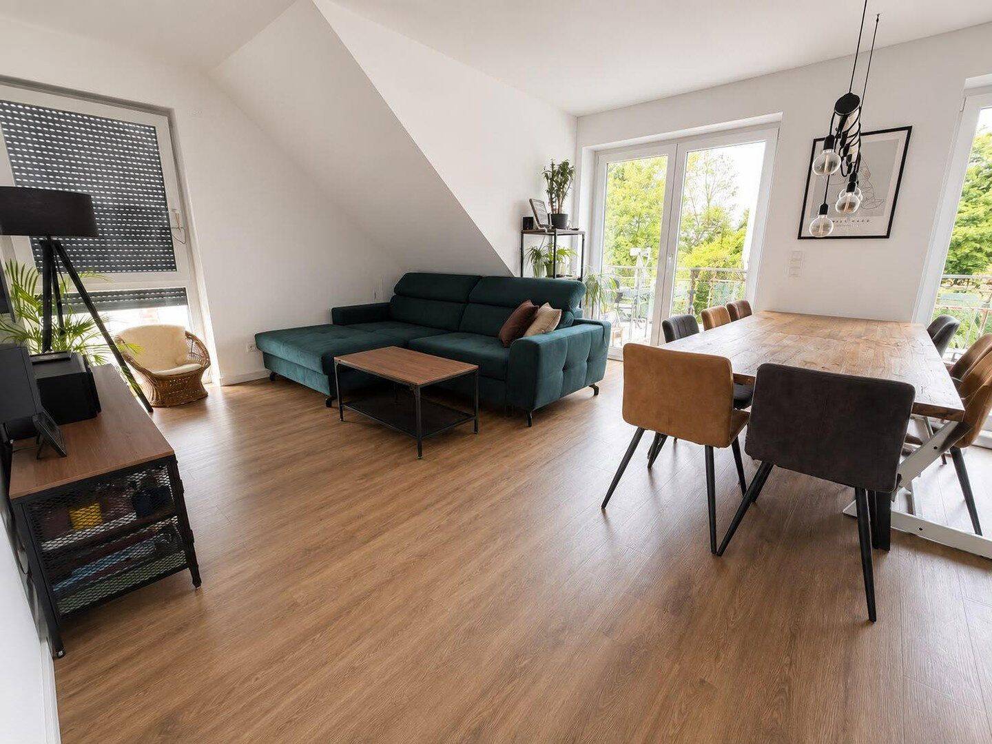 Gemütliche 4 Zimmer Dachgeschoßwohnung mit Feldblick, 22946 Brunsbek