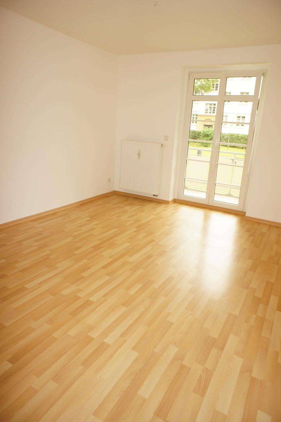 Hier macht der Alltag Pause !!!! Wohnen am Heimgarten ! Bad mit Fenster, 9126 Chemnitz (Altchemnitz Bernsdorf Gablenz Lutherviertel Sonnenberg)