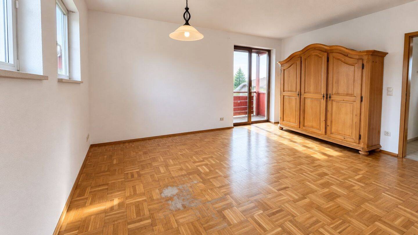 Helle 2-Zimmer-Wohnung mit Balkon in Eggelfing bei Bad Füssing, 94072 Bad Füssing