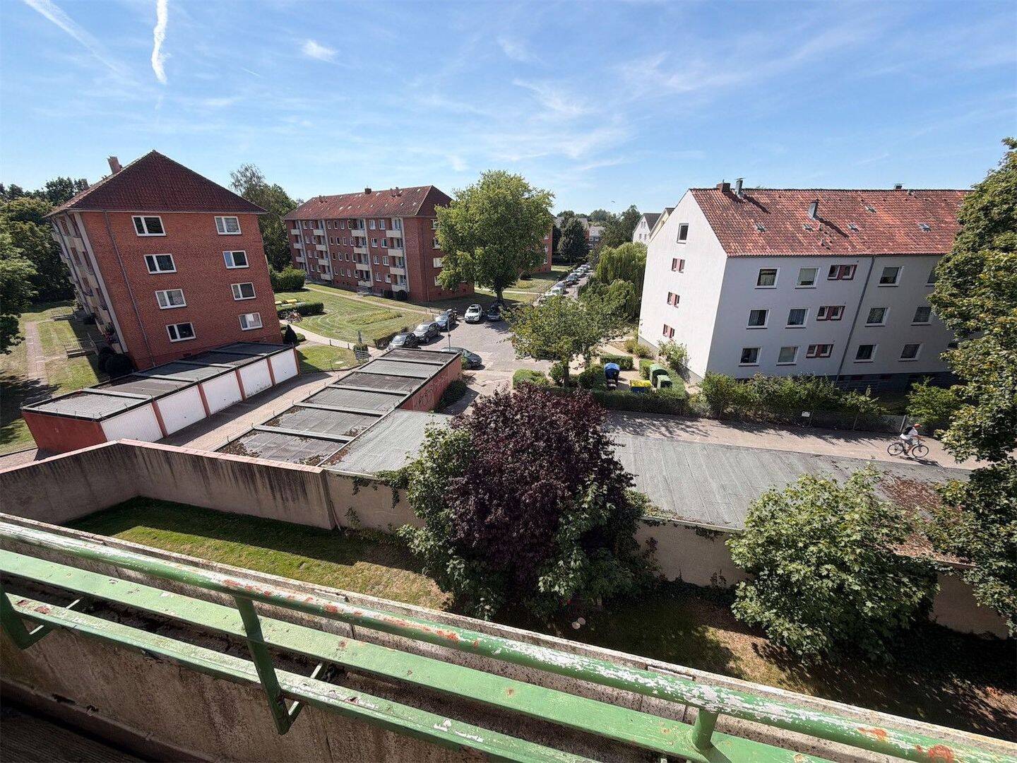 Für Handwerker zur Selbstrenovierung – 3-Zimmer-Wohnung, Balkon, Küche, Bad, 23562 Lübeck (Sankt Jürgen)