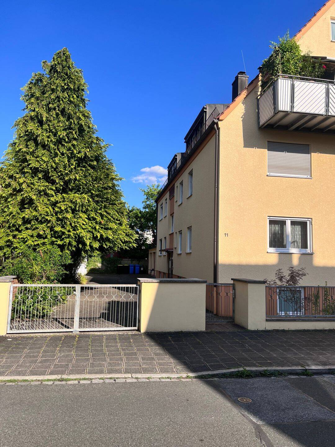 Modernisierte 3-Zimmer-Wohnung mit Gartenmitbenutzung in ruhiger Lage von Nürnberg-Reichelsdorf, 90453 Nürnberg