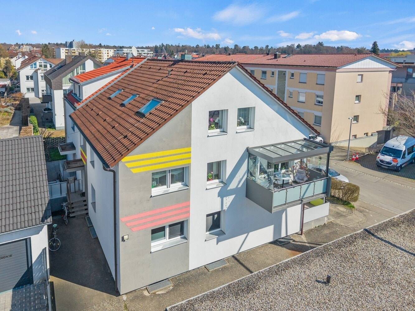 4-Zimmer-Wohnung in gepflegtem Dreifamilienhaus mit Stellplatz, 88046 Friedrichshafen