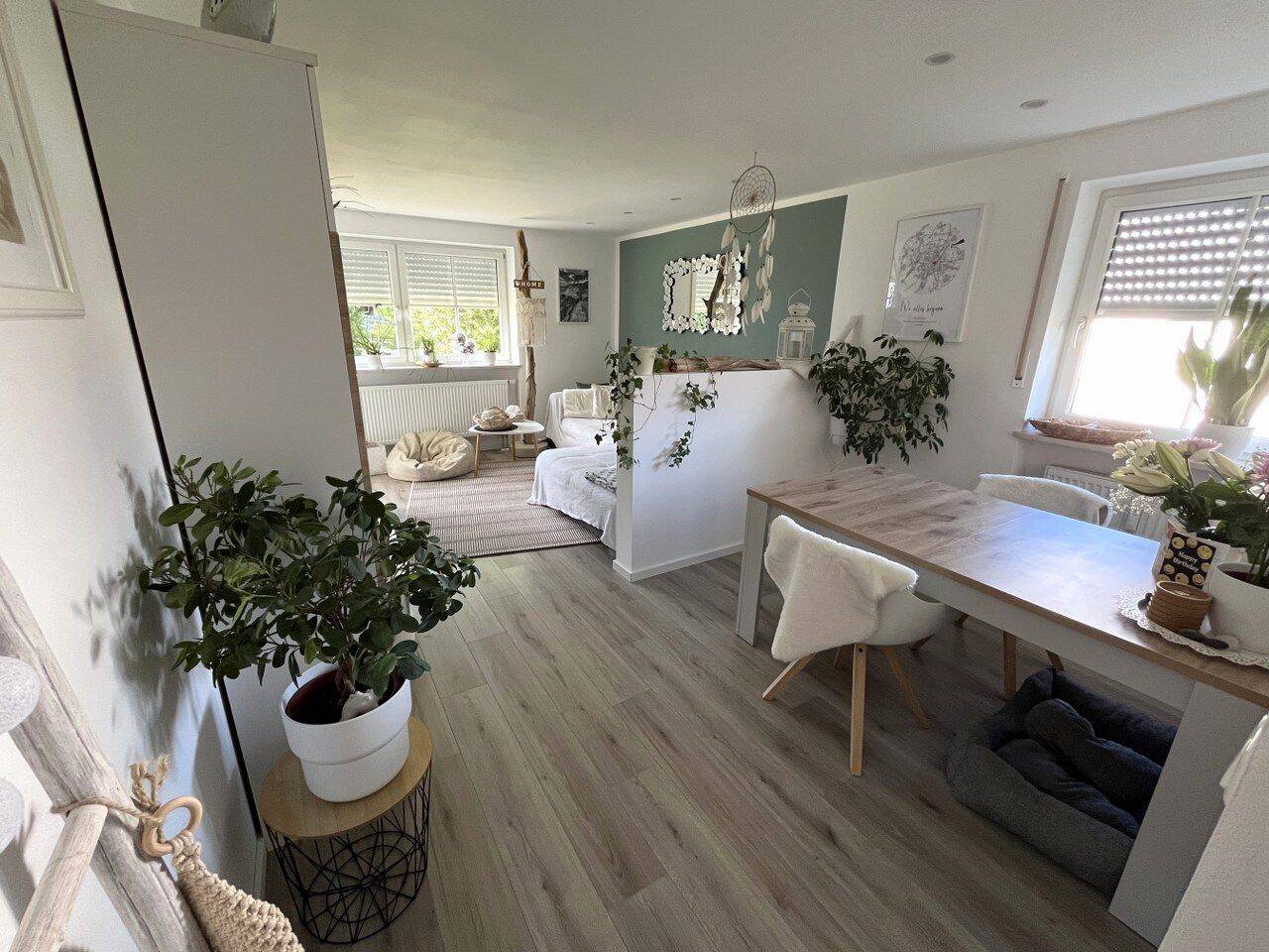 Moderne, sonnige 3-Zimmer-Wohnung mit Küche und Balkon in Geisenhausen, 84144 Geisenhausen