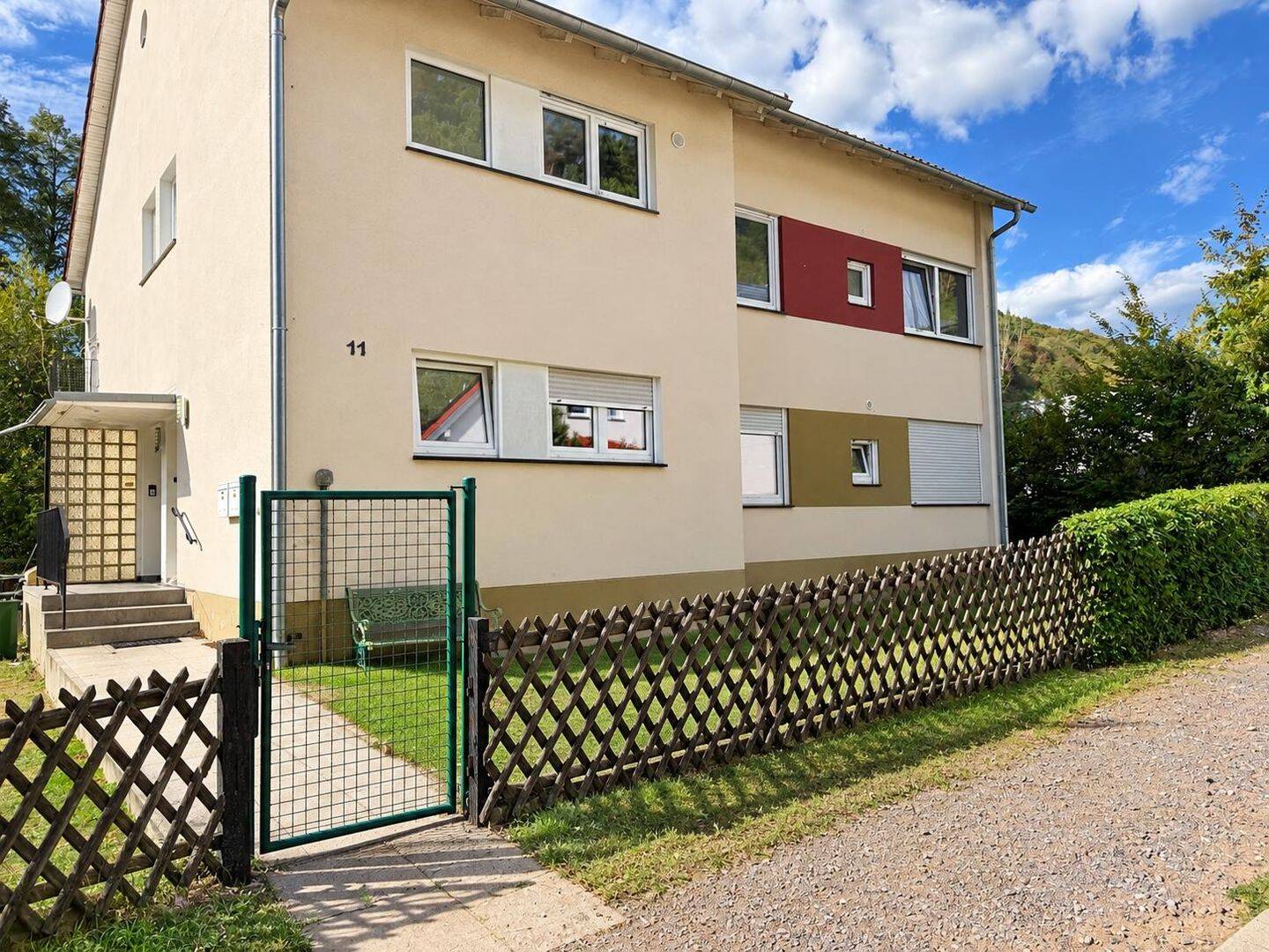 Etagenwohnung mit Garten in Lindenberg- 4 ZKB – Zweifamilienhaus, 67473 Lindenberg