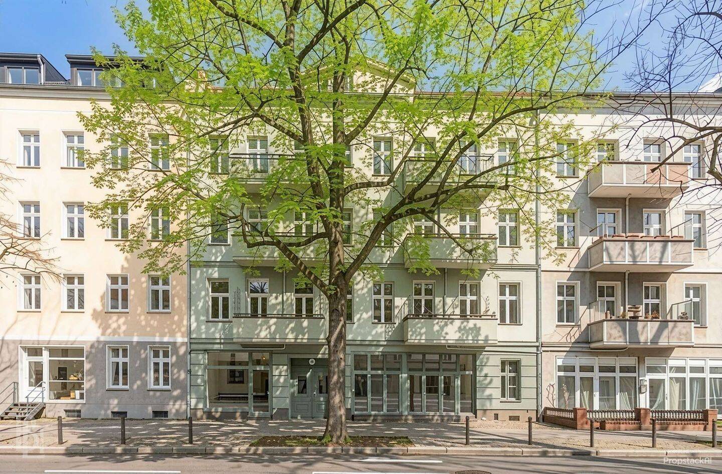 Florakiez, bezugsfrei! 2 Zimmer DG-Wohnung, 13187 Berlin (Pankow)