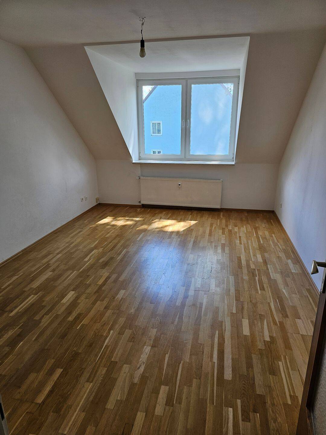 +++2-Zimmer-DG-Wohnung mit EBK +++, 81549 München (Obergiesing Ramersdorf-Perlach Untergiesing-Harlaching)