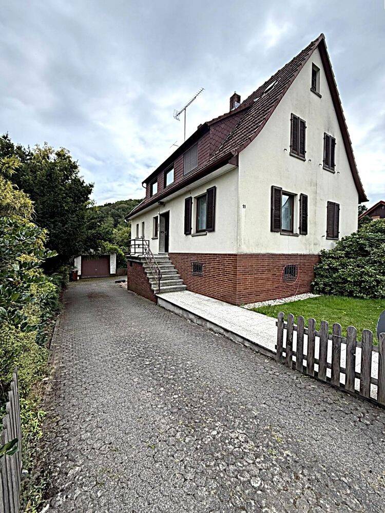+++ 1 FAMILIENHAUS MIT TRAUMGRUNDSTÜCK !!! +++ Möchten Sie gerne am Bach wohnen ?, 35630 Ehringshausen