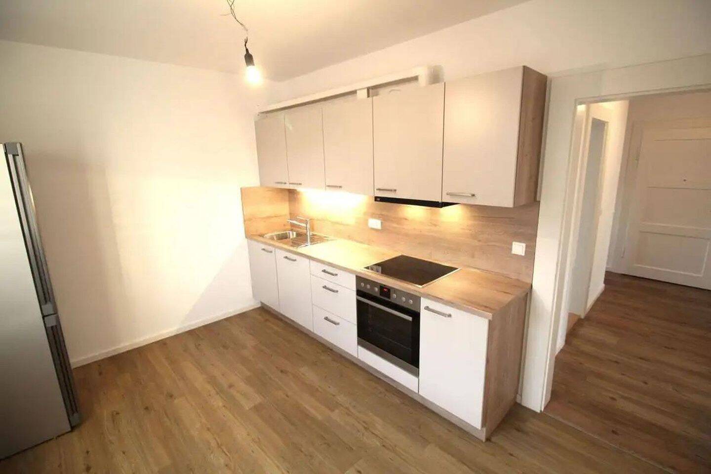 Sanierte Wohnung 2 Zimmer Wohnküche 59 qm Süd-Viertels, 85051 Ingolstadt