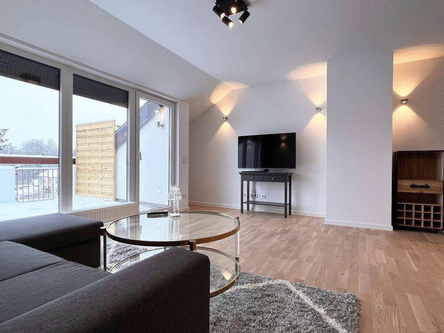 Modern, stilvolles Penthouse mit guter Anbindung an die Münchner Innenstadt und Augsburg, 82140 Olching