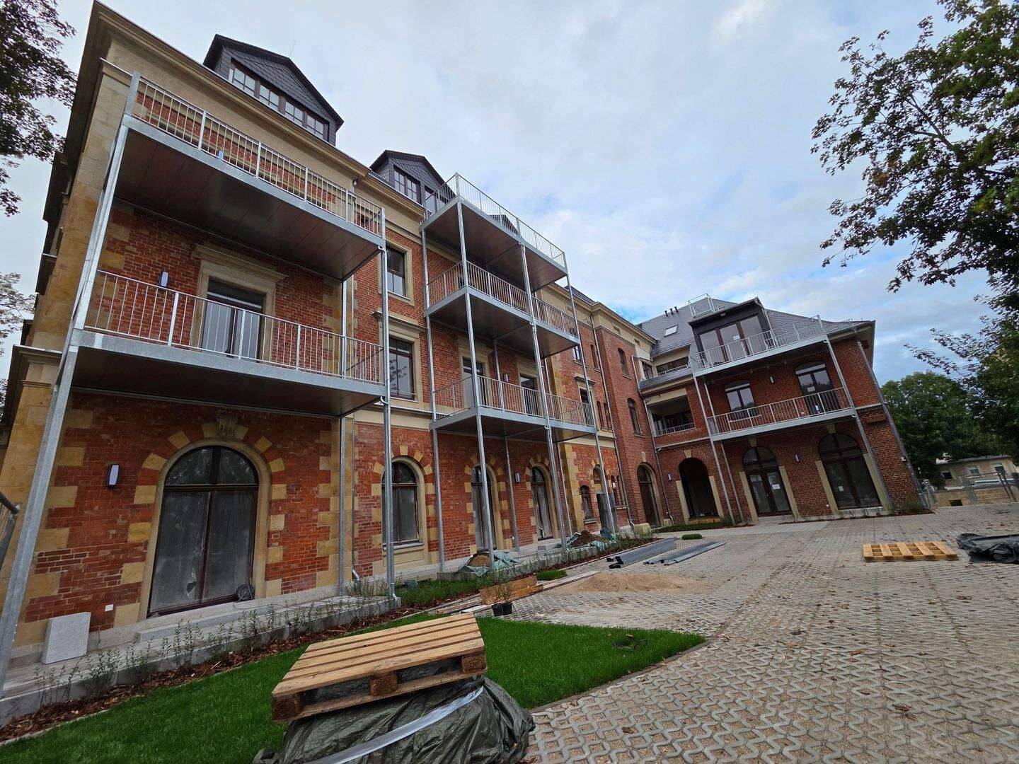 2-Raumwohnung // Erstbezug// Loggia, 8451 Crimmitschau