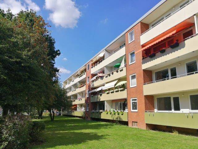 Renovierte 2,5 Zi.Whg. mit Loggia in Kiel-Suchsdorf ab 21.10.2026, 24107 Kiel (Suchsdorf)