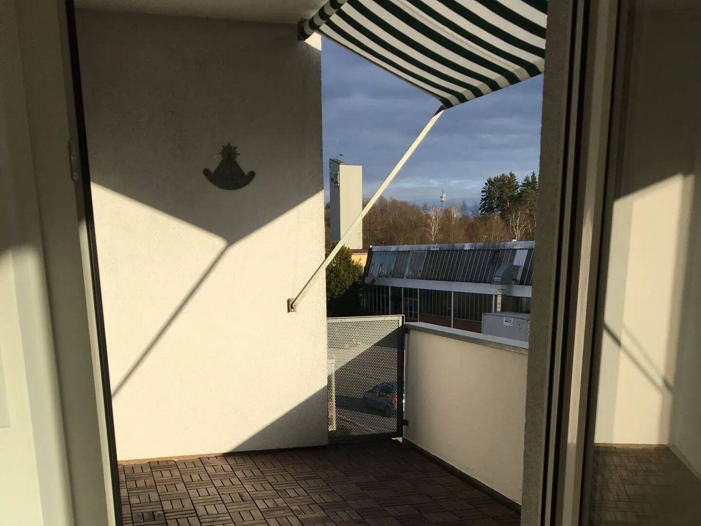 Helle 3-Zimmer-Wohnung mit Loggia in zentraler Lage von Wendelstein, 90530 Wendelstein