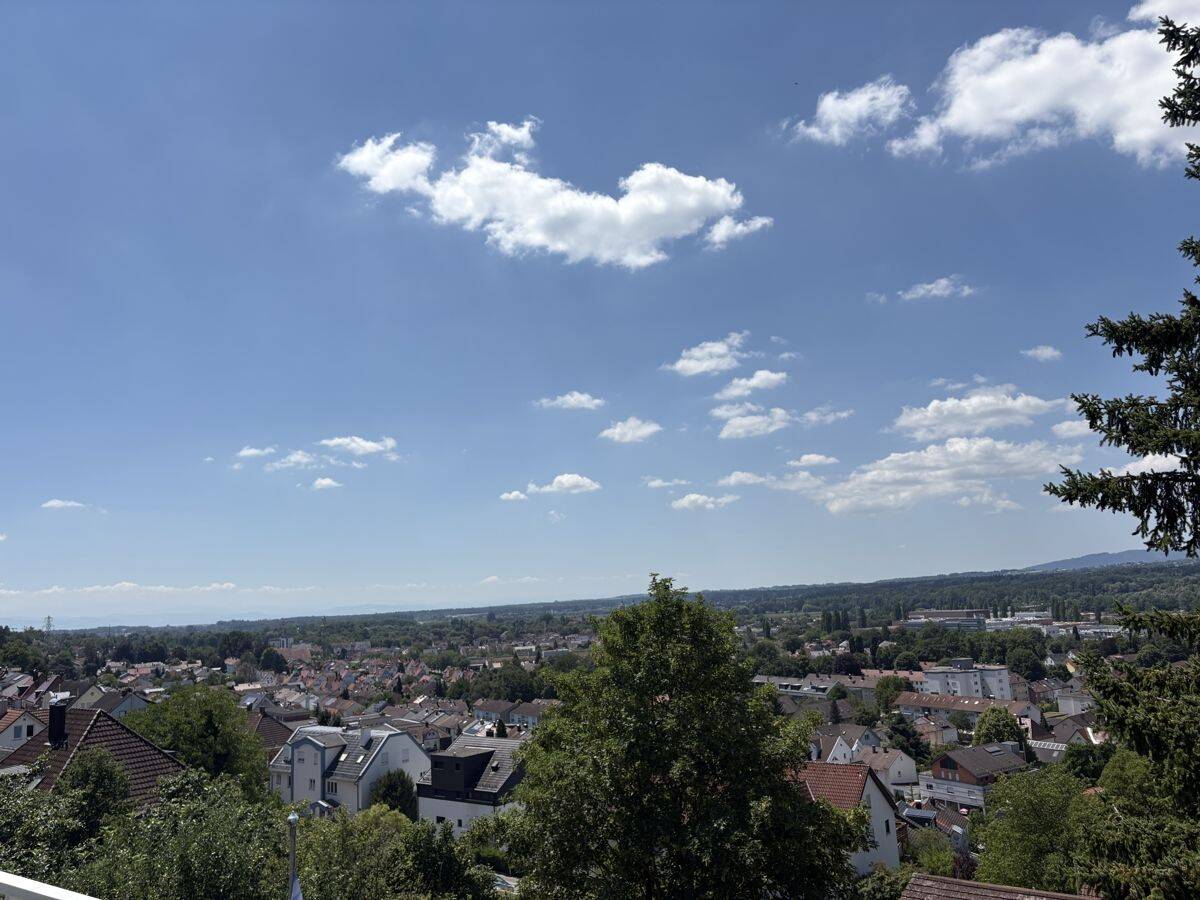 Ravensburg-Stauferstraße – Großzügige Maisonettewohnung mit traumhafter Aussicht, 88214 Ravensburg