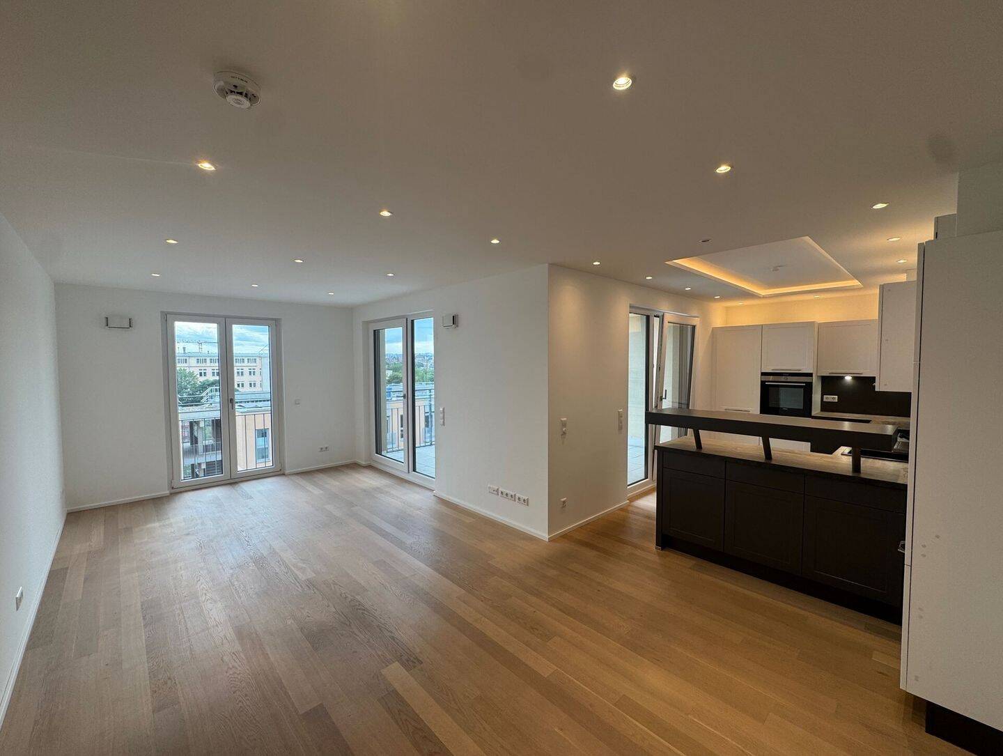 traumhafte 3,5-Raum-Dachgeschosswohnung mit Dachterrasse, 1097 Dresden (Innere Neustadt Leipziger Vorstadt Pieschen-Nord/Trachenberge Äußere Neustadt)