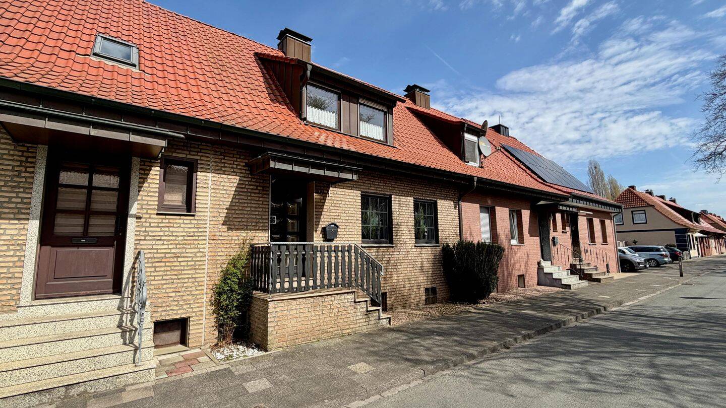 Charmantes Reihenmittelhaus – die ideale Basis für den Traum vom Eigenheim!, 48599 Gronau (Westf.)