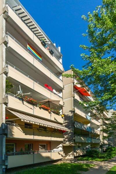 Familienfreundliche 3-Zimmer-Wohnung mit Balkon!, 1169 Dresden